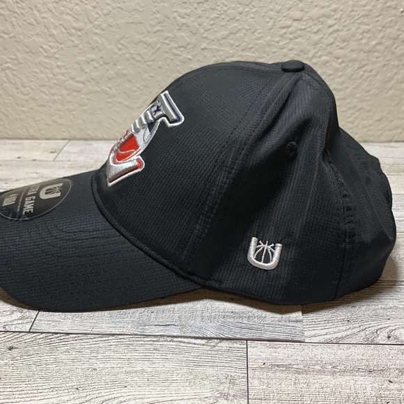 NBA Lakers hat Black Snapback Hat Los Angeles Lakers - Picture 3 of 9